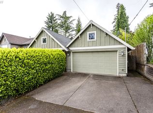 3921 SW Troy St, Portland, OR 97219