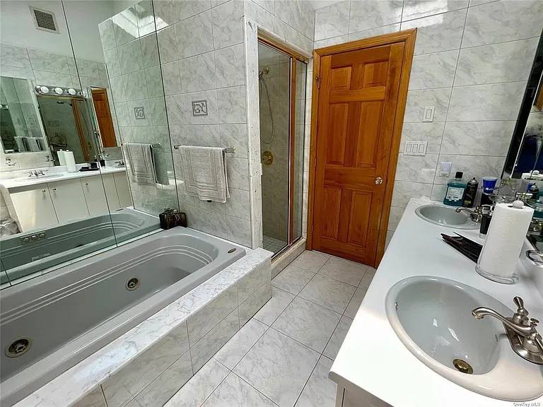242-34 54th Ave #1-2F — Photo 9