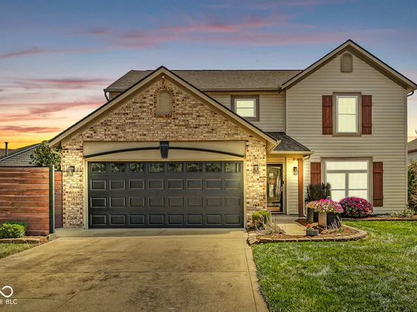 9919 Fountain Cove Dr, Indianapolis, IN 46236