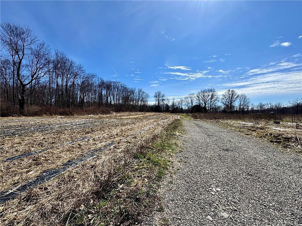 1st image of 60 Uber Rd