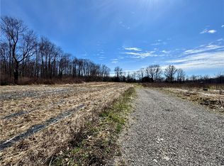 60 Uber Rd, Mercer, PA 16137