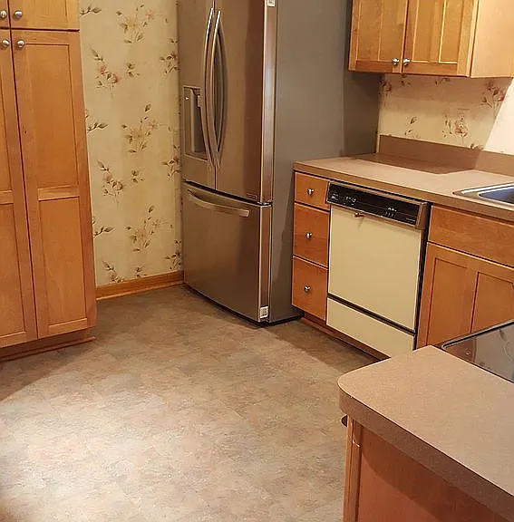 821 Valley Dr — Photo 13
