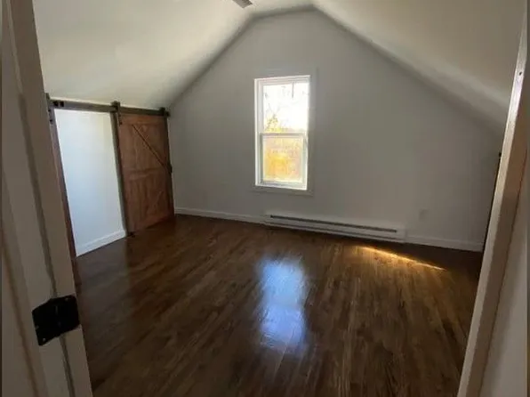 12 Cove Ave APT 3, Norwalk, CT 06855