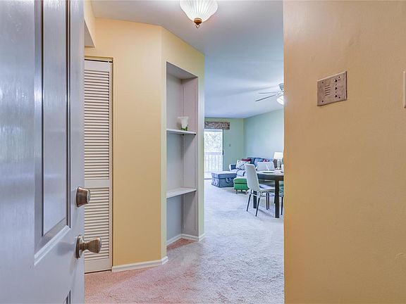 5th image of 5376 N Kenrick Parke Dr APT 304