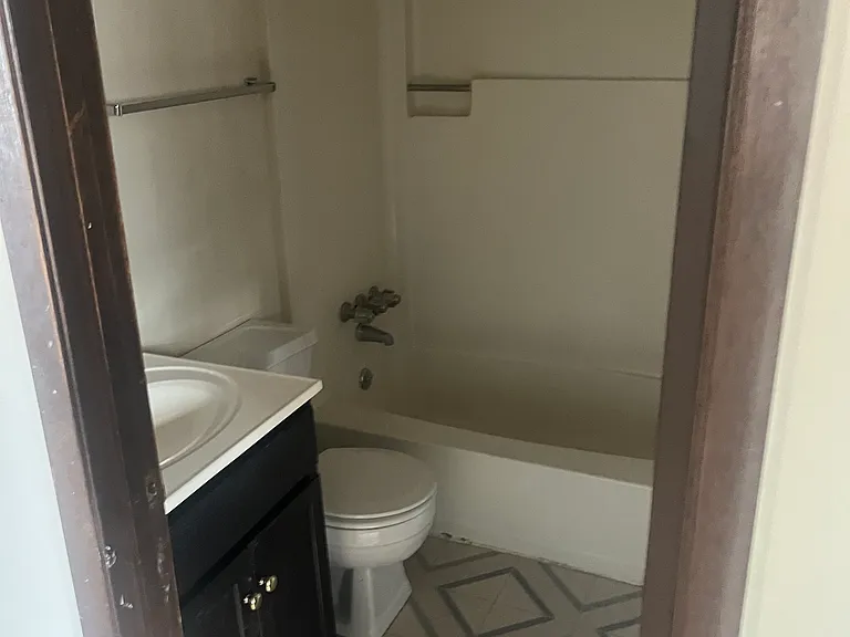 2624 Sierra Dr — Photo 7