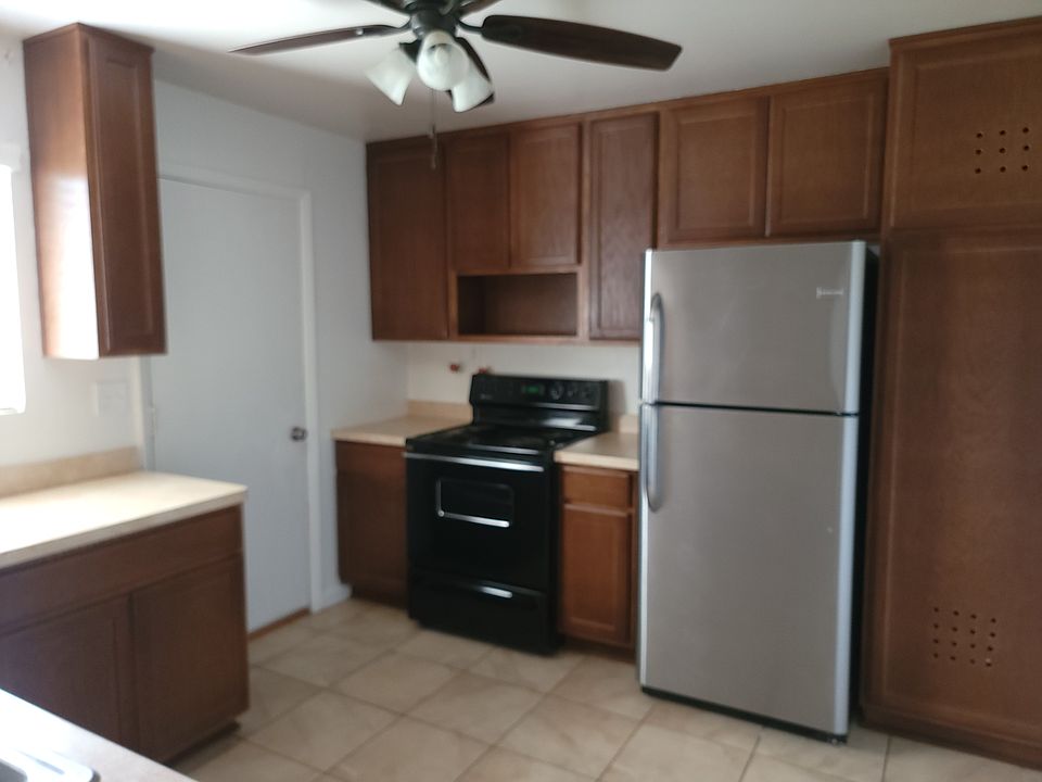 Roomy Kitchen