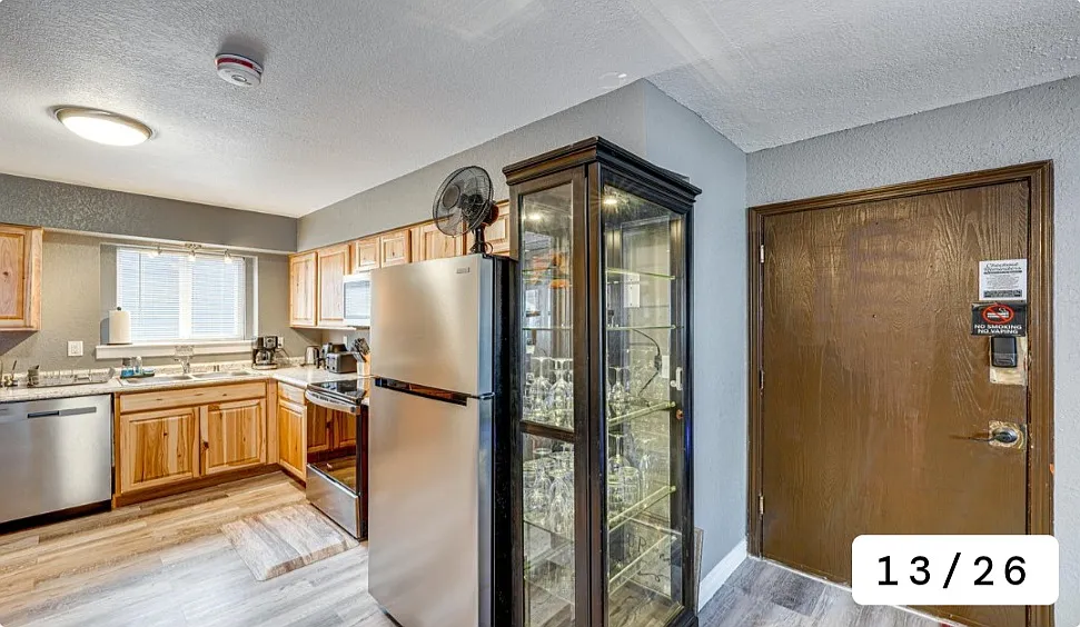 2 bed, $2,800 — Photo 1