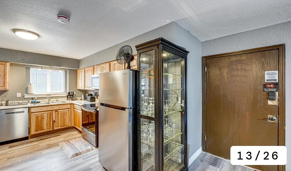 1226 E 10th Ave #1