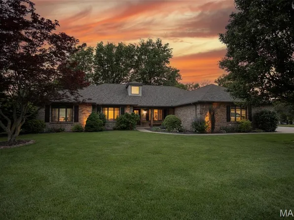 1602 Greenbrier Dr, O Fallon, IL 62269