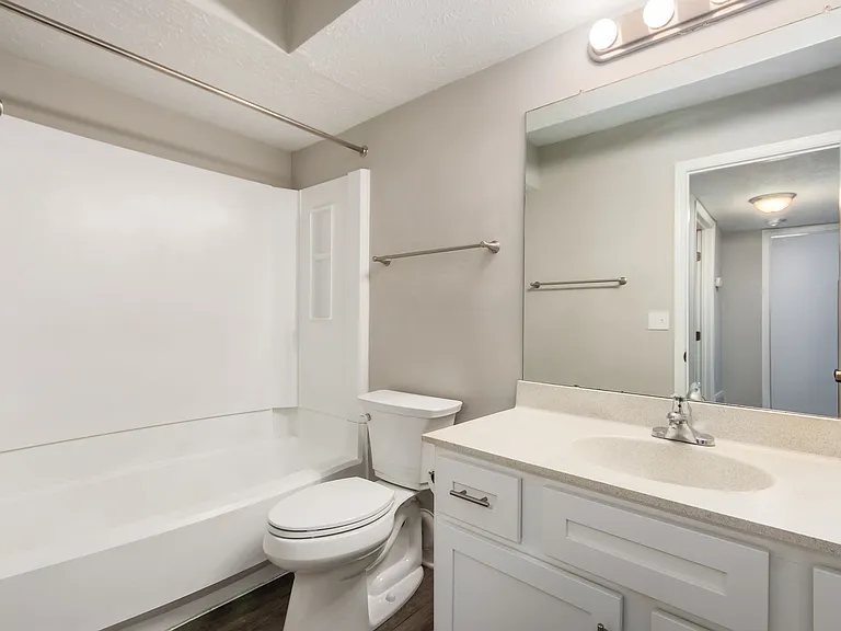 2059 Park Run Dr — Photo 5