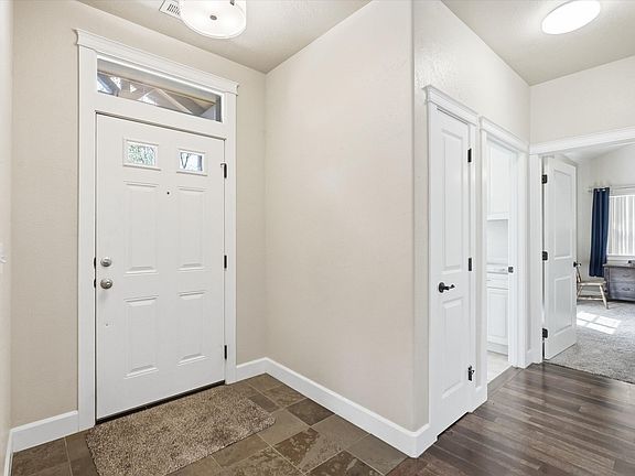 4th image of 3633 Harbrooke Rd