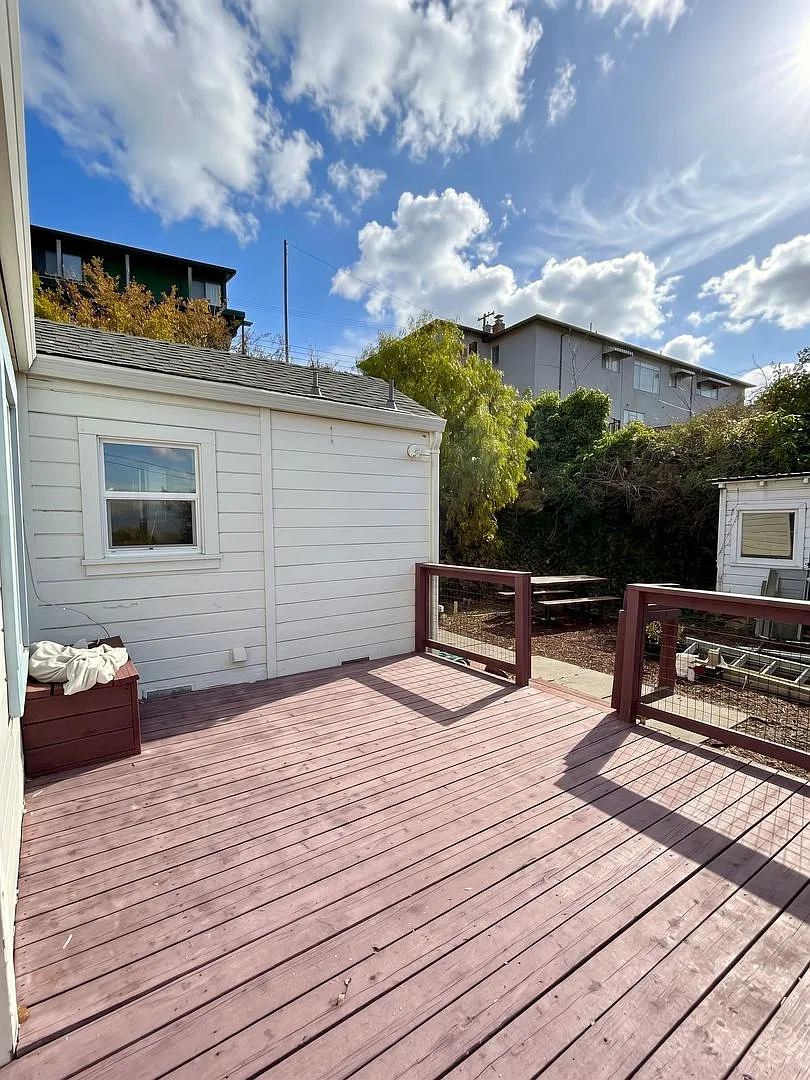 Now Available! | $3,850 | Charming 3br/2ba Castro Valley Hillside Home W/ Scenic Views! — Photo 3