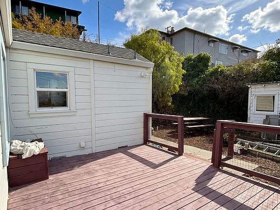 3rd image of 17250 Robey Dr