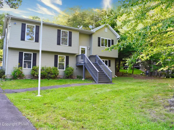1130 Seven Nations Dr, Tobyhanna, PA 18466