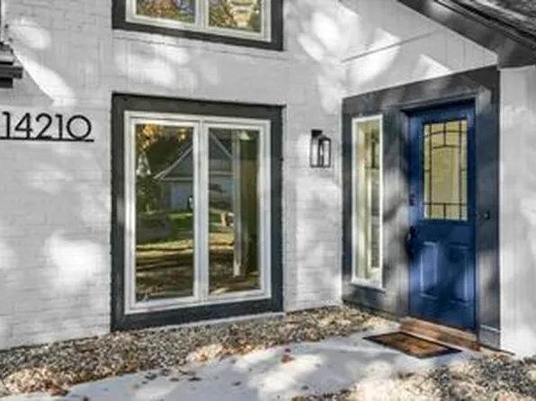 14210 W 50th St, Shawnee, KS 66216