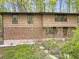 5 Crescent Dr N, Andover, NJ 07821