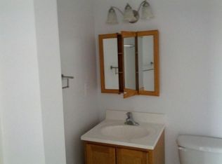 1700 Liberty Ln APT 5, Blacksburg, VA 24060