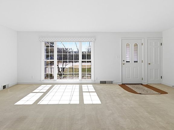 3rd image of 644 Andover Rd