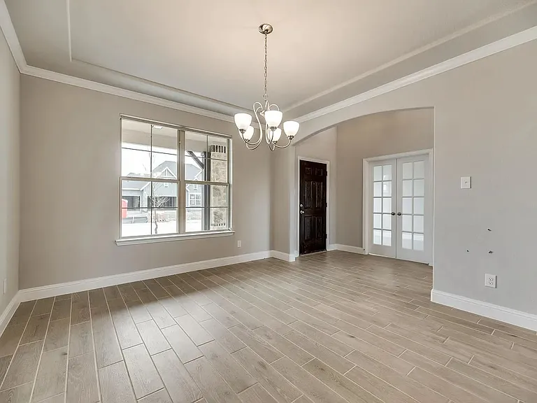 412 Winding Creek Ln — Photo 4