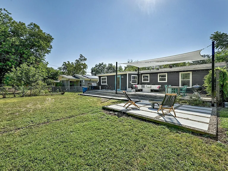 4900 Hilldale Dr — Photo 21