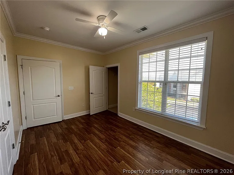 411 Gallery Dr #204 — Photo 19