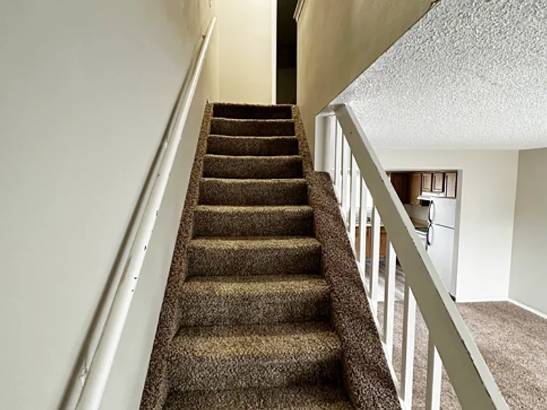 1121 Mazatlan Cir. — Photo 11