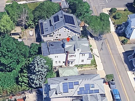 4th image of 120 Hermon St