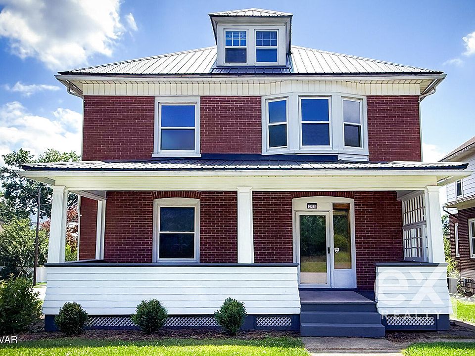 1st image of 298 Woodland Ave