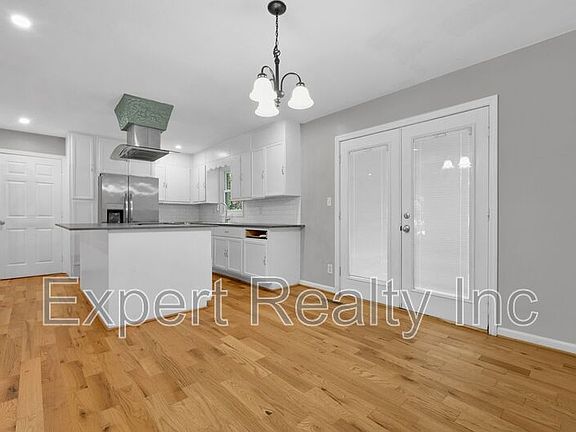 4th image of 4109 Flowers St
