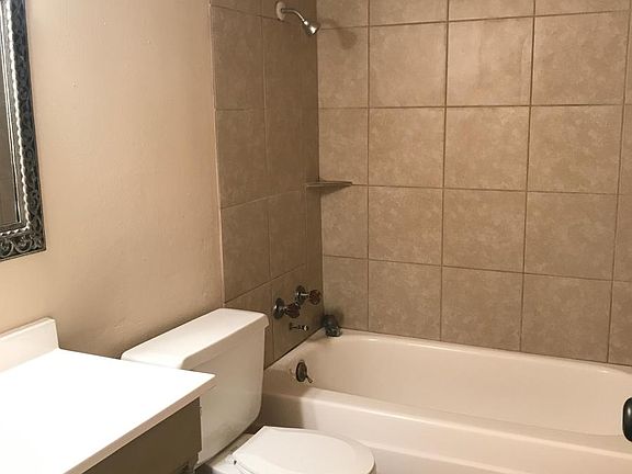 4th image of 918 Springwood Dr