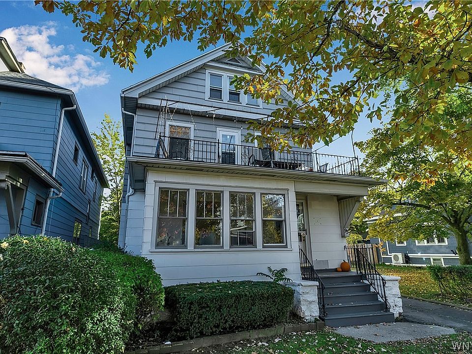 1st image of 95 Montrose Ave