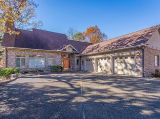 4 Nudo Ln, Hot Springs Village, AR 71909