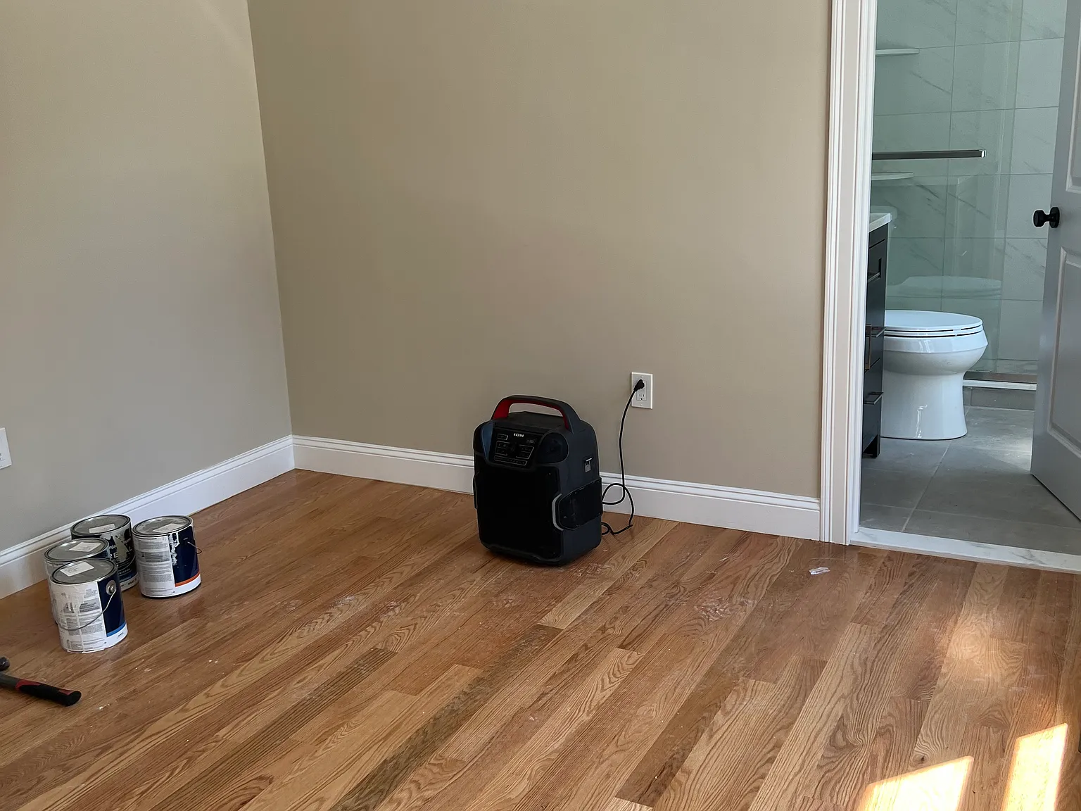 3 bed, 2000 sqft, $3,500 — Photo 4