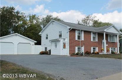 1st image of 2623 Lincoln Dr