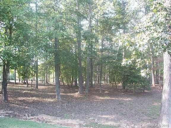 5th image of 106 Glenbrook Spg