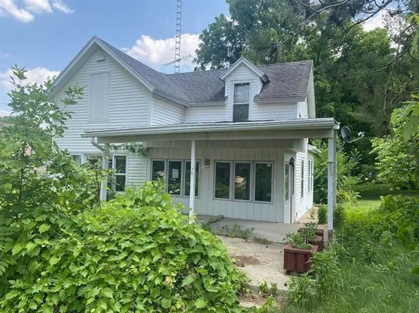 5690 Noble St, Gratiot, WI 53541