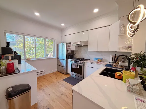 9288 Keefer Ave #2, Richmond, BC V6Y 4K9