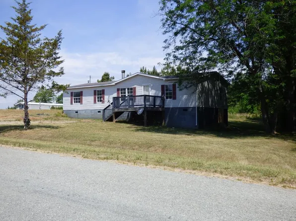 1011 Chestnut Creek Rd, Halifax, VA 24558
