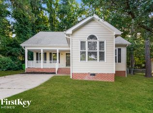 5509 Lake Garden Ct, Raleigh, NC 27610