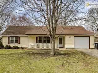 202 14th Ave N, Greenwood, MO 64034