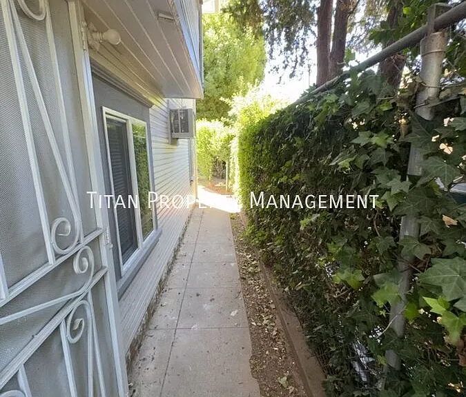 3402 7th Ave #B — Photo 1