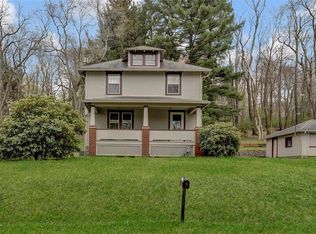113 River Rd, Ellwood City, PA 16117