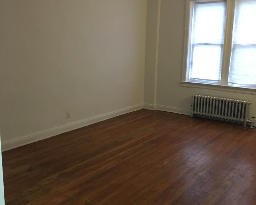 1st image of 925 73rd St #1