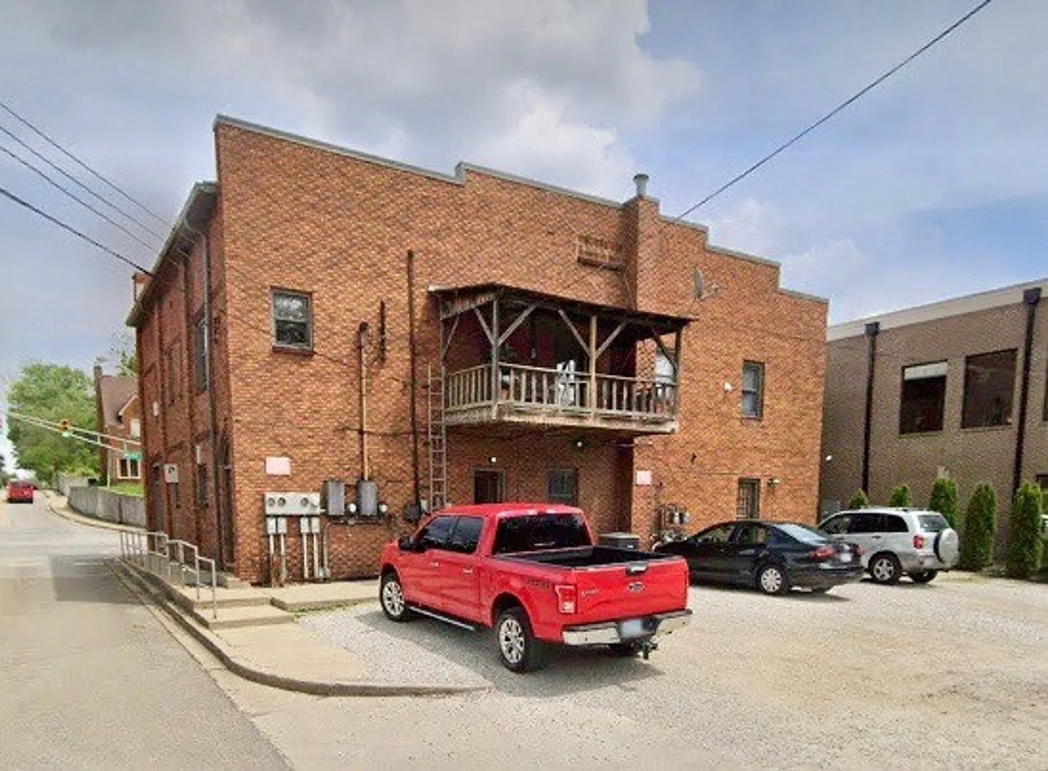 1500 S Walnut St — Photo 1