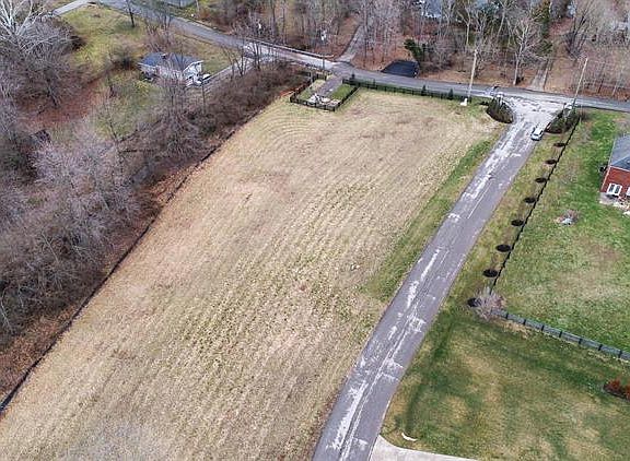 5th image of 7011 Cherry Grove Ln