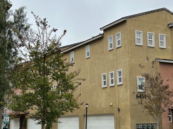 6410 College Grove Dr #14