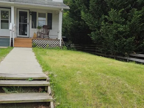 975 Centennial Ave, Hanover, PA 17331