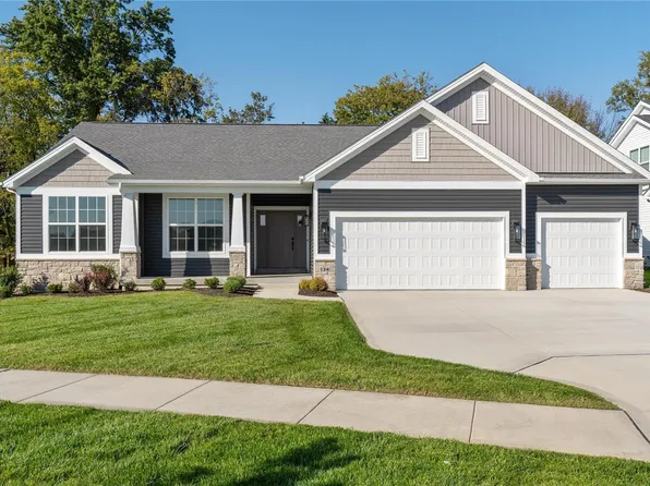 134 Royal Troon Dr, Dardenne Prairie, MO 63368