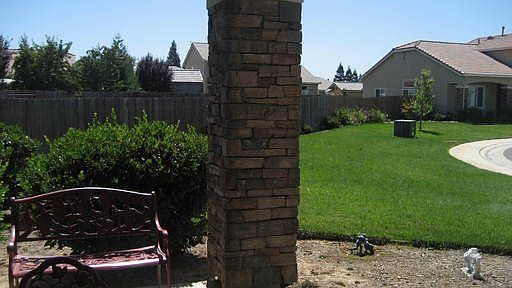 4th image of 439 Bluebell Ct