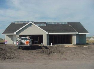 505 Brookmont Dr, Manhattan, KS 66502